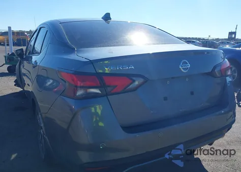 2020 Nissan Versa Sv Xtronic Cvt z USA, uszkodzony, nr VIN 3N1CN8EV8LL914010